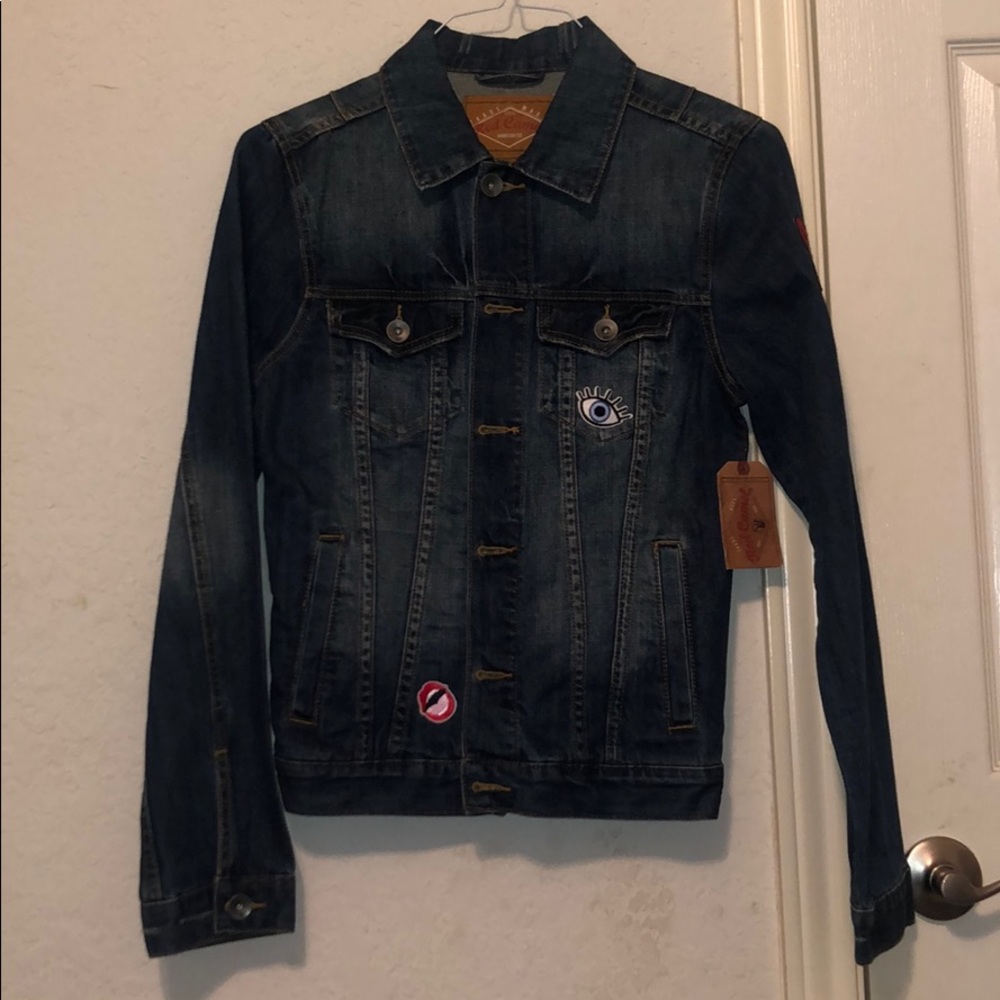 NWT Red Camel Jean jacket with patches.